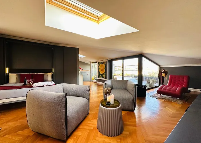 Central Romantic Luxury Penthouse